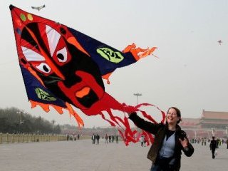 Полеты голубей и воздушных змеев запрещены в китайской столице на период юбилейных торжеств по случаю 60-летия КНР