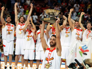 Испанцы впервые стали чемпионами Европы по баскетболу