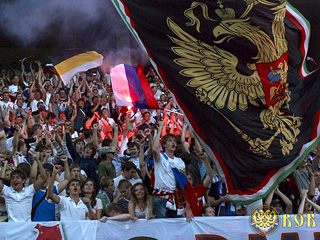 Всероссийское объединение болельщиков (ВОБ) намерено задействовать три из четырех трибун "Лужников" для грандиозного фанатского шоу во время отборочного матча чемпионата мира по футболу-2010 Россия - Германия