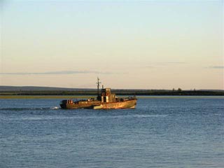 В Красноярском крае затонул теплоход: два человека пропали без вести