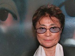 Йоко Оно обвинили в краже редкого видео с обкуренным Ленноном