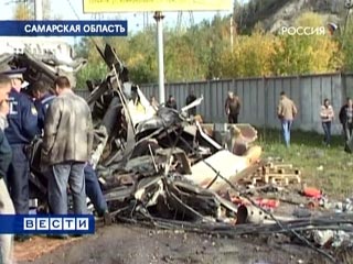 В Самарской области в пятницу произошло новое ДТП с участием пассажирского автобуса. Грузовой автомобиль столкнулся с рейсовым автобусом на трассе М-5 в городе Жигулевске. По предварительным данным, в результате ДТП пострадали 24 человека