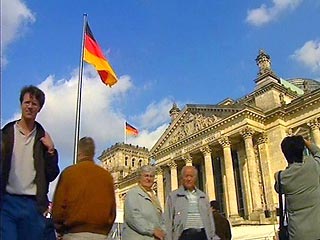 В субботу Германия отмечает годовщину объединения страны - День германского единства. 19 лет назад объединились Федеративная Республика Германия и Германская Демократическая Республика