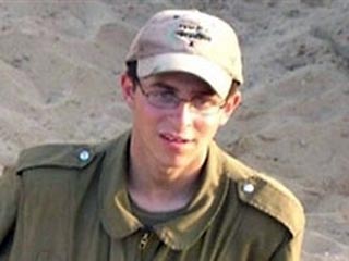 Израильские власти знают точное местонахождение захваченного палестинскими экстремистами израильского военнослужащего Гилада Шалита