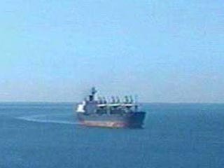 В тяжелейшей ситуации оказались российские моряки в Панаме. Сухогруз, на котором они находятся, полностью отрезан от берега. У моряков нет денег и продуктов