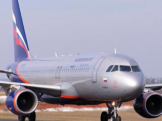 Самолет Airbus А-320 авиакомпании "Аэрофлот" в воскресенье совершил аварийную посадку в аэропорту Минска