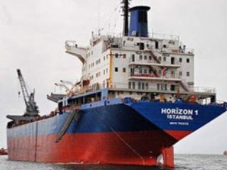 Сомалийские пираты освободили ранее захваченное турецкое торговое судно Horizon-1 после уплаты выкупа