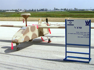 Большой популярностью в мире пользуются беспилотные летательные аппараты, производимые в Израиле. На фото Searcher MkII