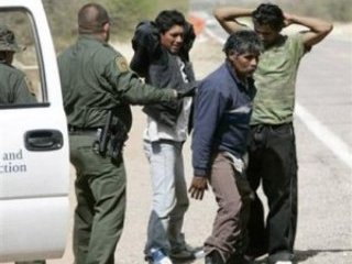 Соединенные Штаты, известные своей жесткой линией в отношении нелегальных мигрантов, откажутся от практики содержания их в тюрьмах