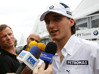 Гоночная команда "Формулы-1" Renault официально объявила о подписании контракта с 24-летним польским пилотом Робертом Кубицей, который в этом сезоне выступает за конюшню BMW Sauber