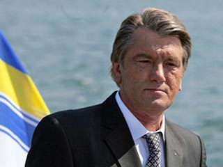 Украинский президент Виктор Ющенко призвал руководство России начать демаркацию общей границы по суше, заявив при этом, что Украина не намерена уступать РФ остров Тузла в Керченском проливе, ставший в 2003 году предметом территориального спора между стран