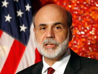Председатель Федеральной резервной системы (ФРС) США Бен Бернанке заявил, что ФРС будет готова отказаться от политики "нулевых ставок" и повысить ставку рефинансирования, как только прогноз развития экономики США "значительно улучшится"
