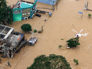 Число погибших от тайфунов "Кетсана" и "Парма" на Филиппинах достигло 450 человек
