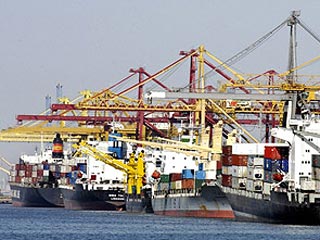 Судно Magdalena (флаг Антигуа и Барбуда), стоящее на рейде порта Дубаи (Объединенные Арабские Эмираты), арестовано из-за долгов перед экипажем