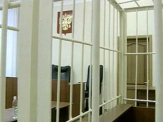 В Челябинской области вынесен приговор владельцу иномарки, который нанес ножевые ранения трем милиционерам, остановившим его за нарушение правил дорожного движения
