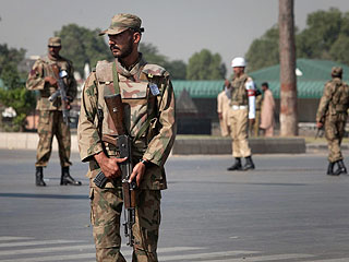 Взрыв на рынке в Пакистане убил 29 человек