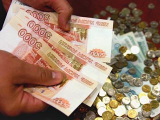 Россияне доверяют рублю. Согласно исследованию холдинга "Ромир", именно в рублях держат свои сбережения две трети населения России