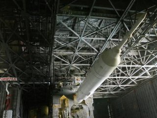 Запуск американского космического корабля многоразового использования Atlantis к МКС перенесен, чтобы осуществить испытательный пуск ракеты-носителя нового поколения Ares-1