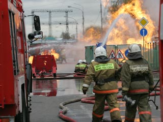 В уральском поселке взорвалась цистерна с нефтью: погибли трое детей 