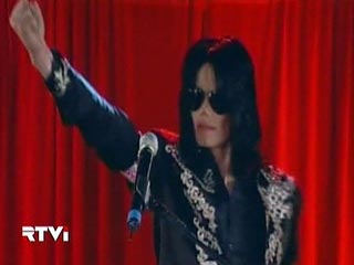 Поступил в продажу посмертный альбом хитов Майкла Джексона, ему прочат лидерство