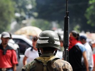 Неизвестные преступники похитили в Гондурасе отца заместителя министра обороны "правительства де-факто"