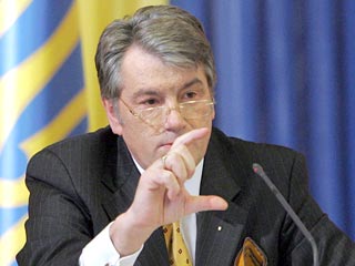 Президент Украины Виктор Ющенко требует от кабинета министров предпринять срочные меры относительно официального внесения изменений в газовые контракты с Россией от 19 января 2009 года