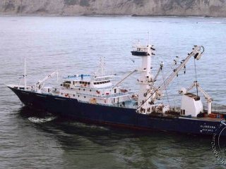 Ситуация вокруг испанского рыболовецкого судна Alakrana, захваченного сомалийскими пиратами более месяца назад, становится все более напряженной