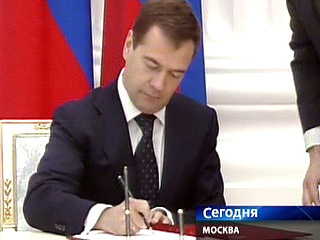 В понедельник может быть опубликован указ президента Медведева о назначении губернатора Свердловской области