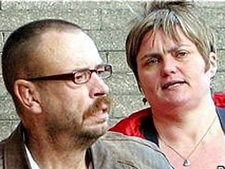 В Великобритании суд запретил супружеской паре Картрайт пугать соседей криками во время секса