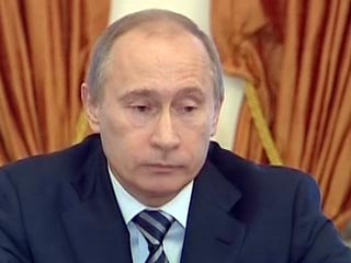 Премьер-министр Владимир Путин своим распоряжением скорректировал основные направления деятельности правительства до 2012 года, разработанные до кризиса и утвержденные кабинетом министров в ноябре прошлого года