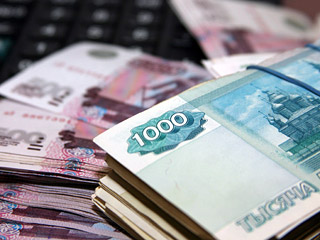 С марта рубль укрепил свои позиции на 15% по отношению к бивалютной корзине, в связи с повышением цен на нефть и падением курса доллара
