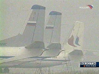 Свыше десятка самолетов не смогли приземлиться в московских аэропортах из-за тумана 
