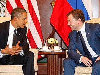 Медведев и Обама провели переговоры в Сингапуре