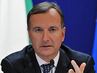 Министр иностранных дел Италии Франко Фраттини заявил, что Италия предложит Европейскому сообществу создать единую европейскую армию