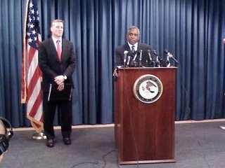 Министерство юстиции США объявило о предъявлении обвинений в пособничестве терроризму восьмерым жителям штата Миннесота, имеющим сомалийское происхождение