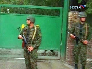 Грузинская сторона передаст миссии наблюдателей Евросоюза задержанных накануне в зоне грузино-южноосетинского конфликта трех граждан России для последующей передачи российской стороне