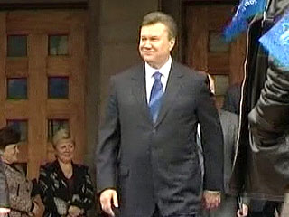 Претендующий на пост президента Украины лидер Партии регионов Виктор Янукович дал ряд обещаний на случай своей победы на грядущих выборах