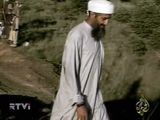Лидер международной террористической организации "Аль-Каида" Усама бен Ладен прячется в Пакистане, где живет вместе с молодой женой