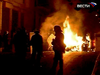 Самодельное взрывное устройство взорвалось в центре Афин, у бюро депутата правящей партии Всегреческое социалистическое движение