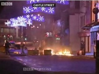 Один из известных журналистов Северной Ирландии подвергся вечером нападению в центре Белфаста