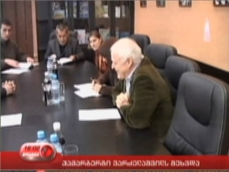 Комиссар Совета Европы по правам человека Томас Хаммарберг привез с собой на границу и передал грузинской полиции в Эргнети двух освобожденных подростков
