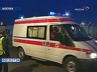 В Северо-восточном округе Москвы двое рабочих погибли в результате несчастного случая при проведении ремонтных работ в подземном коллекторе, за жизнь третьего борются медики