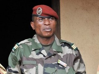 В столице Гвинеи, городе Конакри, совершено покушение на главу военного режима страны Мусу Дади Камару