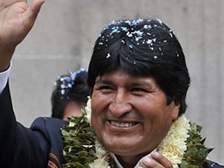 Оппозиция признала свое поражение на президентских и парламентских выборах в Боливии. Согласно данным exit-polls, за действующего президента страны Эво Моралеса проголосовали по меньшей мере 62% граждан