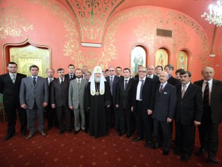 Патриарх Кирилл принял в храме Христа Спасителя руководство и членов Клуба православных предпринимателей