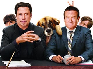 В минувшие выходные лидером российского кинопроката стала семейная комедия "Так себе каникулы" ("Old Dogs") с Джоном Траволтой и Робином Уильямсом