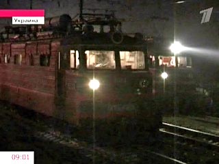 Во вторник вечером на станции Мерефа близ Харькова был задержан поезд &#8470;7 "Санкт-Петербург - Севастополь"