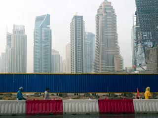 Эмираты Абу-Даби и Дубай договорились о финансовой помощи в 10 млрд долларов