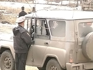 В Махачкале на пути следования патрульного милицейского УАЗа сработало взрывное устройство
