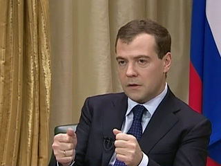 Принимая верительные грамоты послов 12 стран и посла Евросоюза, начинающих работу в Москве, президент Дмитрий Медведев заявил, что преодоление последствий мирового финансового кризиса останется самым важным приоритетом в 2010 году